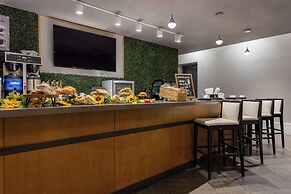 Hilton Cabana Miami Beach Resort