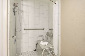 AmericInn by Wyndham Grand Rapids Airport North