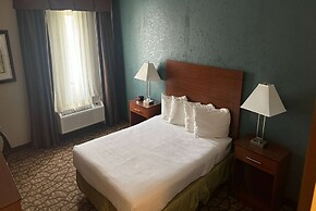 AmericInn by Wyndham Grand Rapids Airport North