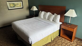 AmericInn by Wyndham Grand Rapids Airport North