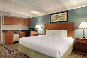 AmericInn by Wyndham Grand Rapids Airport North