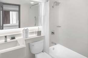 DoubleTree by Hilton New Orleans