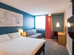 ibis Tours Nord