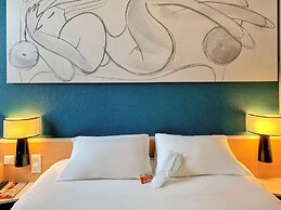 ibis Tours Nord