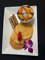 Crowne Plaza Orlando - Lake Buena Vista  by IHG