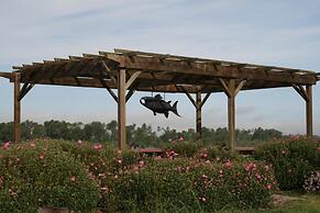 The Redwood Riverwalk, A Boutique Hotel