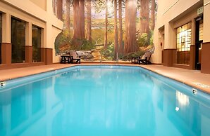 The Redwood Riverwalk, A Boutique Hotel