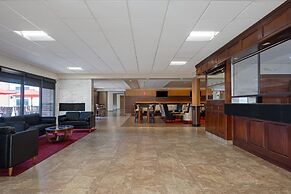 Holiday Inn Des Moines-Airport/Conf Center by IHG