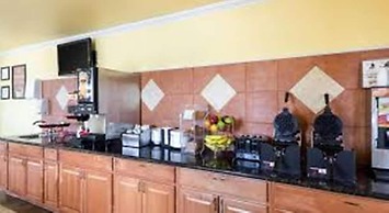 Econo Lodge Inn & Suites Downtown Northeast near Fort Sam Houston