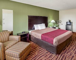 Econo Lodge Inn & Suites Downtown Northeast near Fort Sam Houston