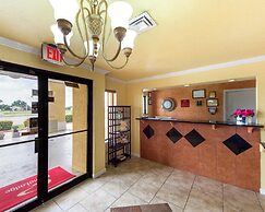 Econo Lodge Inn & Suites Downtown Northeast near Fort Sam Houston