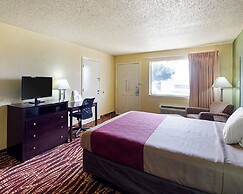 Econo Lodge Inn & Suites Downtown Northeast near Fort Sam Houston