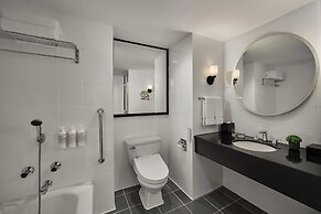 New World Saigon Hotel