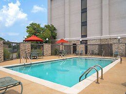 Wingate by Wyndham St. Louis Airport