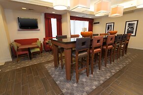 Wingate by Wyndham St. Louis Airport