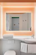 ibis Nice Aéroport Promenade des Anglais