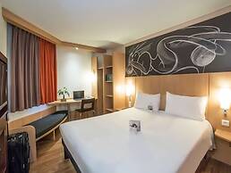 ibis Nice Aéroport Promenade des Anglais