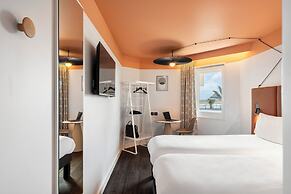 ibis Nice Aéroport Promenade des Anglais