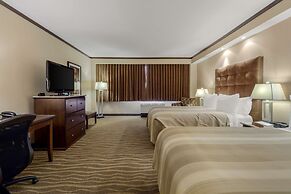 Best Western Premier Denham Inn & Suites