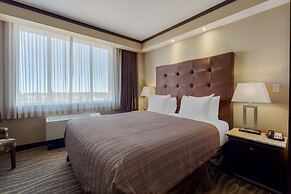 Best Western Premier Denham Inn & Suites