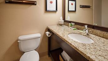 Best Western Premier Denham Inn & Suites