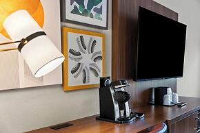 Holiday Inn Niagara Falls State Park Entry by IHG