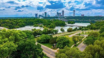 Holiday Inn Niagara Falls State Park Entry by IHG