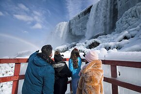 Holiday Inn Niagara Falls State Park Entry by IHG