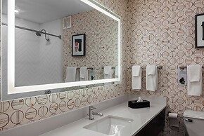 Holiday Inn Niagara Falls State Park Entry by IHG