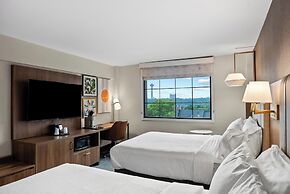 Holiday Inn Niagara Falls State Park Entry by IHG