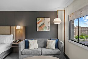 Holiday Inn Niagara Falls State Park Entry by IHG