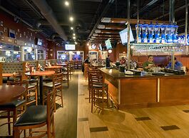 Holiday Inn Niagara Falls State Park Entry by IHG