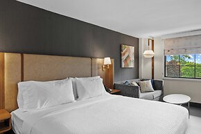 Holiday Inn Niagara Falls State Park Entry by IHG