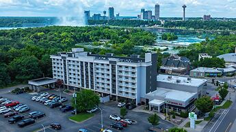 Holiday Inn Niagara Falls State Park Entry