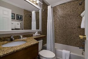 Comfort Inn & Suites Plattsburgh - Morrisonville