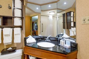 Pittsburgh Airport Inn and Suites