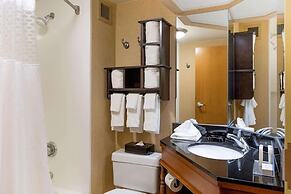 Pittsburgh Airport Inn and Suites