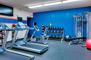 Pittsburgh Airport Inn and Suites