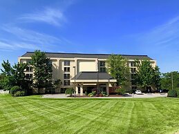 Pittsburgh Airport Inn and Suites
