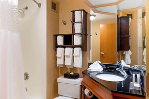 Pittsburgh Airport Inn and Suites