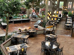 The Academy Hotel Colorado Springs