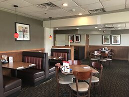 Clarion Inn & Suites - University Area