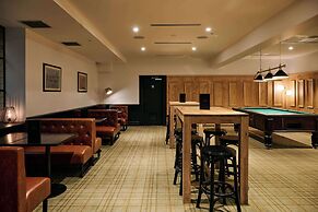 The Victoria Hotel Melbourne