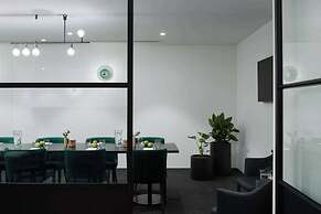 The Victoria Hotel Melbourne