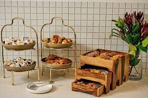 The Victoria Hotel Melbourne