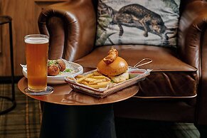 The Victoria Hotel Melbourne