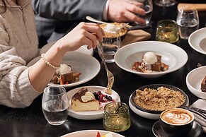 The Victoria Hotel Melbourne