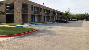 Motel 6 La Place, LA