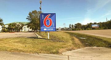 Motel 6 La Place, LA