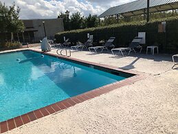 Motel 6 La Place, LA